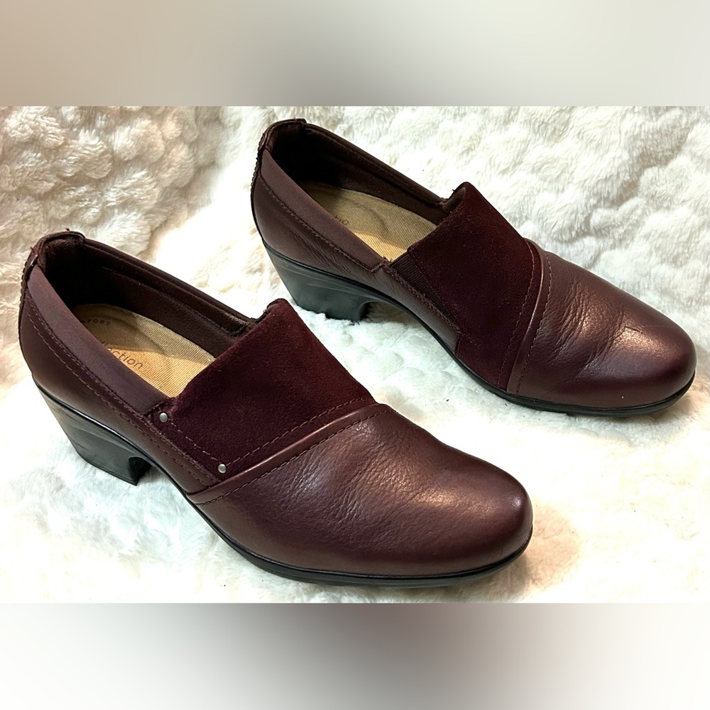 Clark’s Emily dark burgundy leather suede block heel loafers women’s size 8.5M